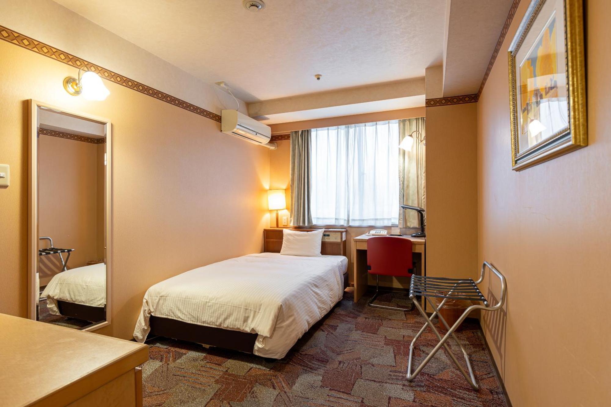 New Sunpia Tsuruga Hotel Kültér fotó